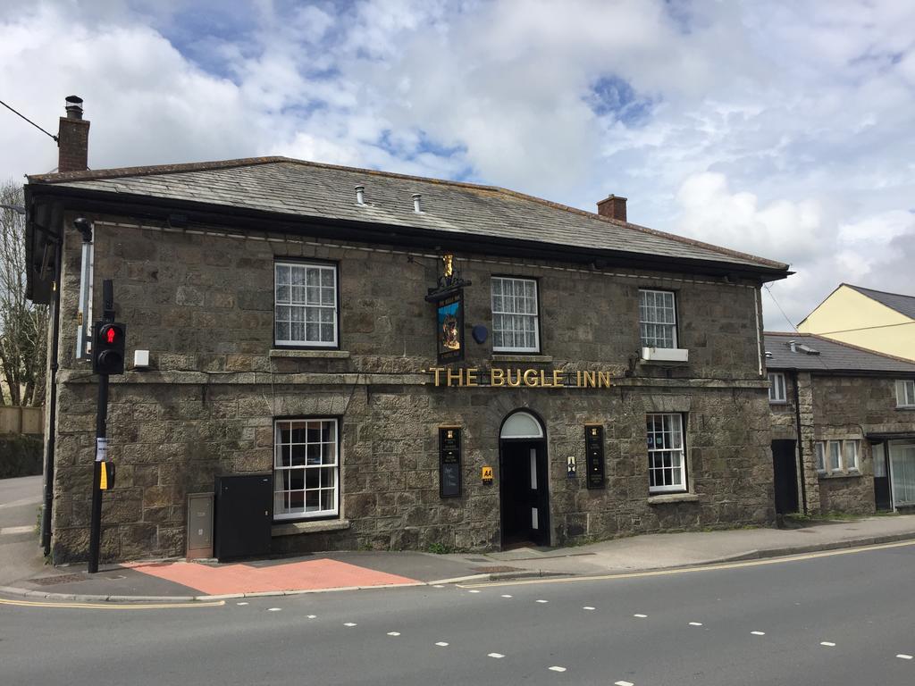 The Bugle Inn Екстериор снимка