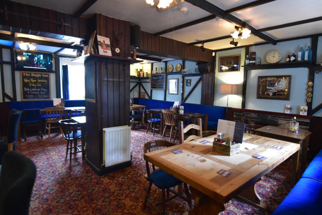 The Bugle Inn Екстериор снимка